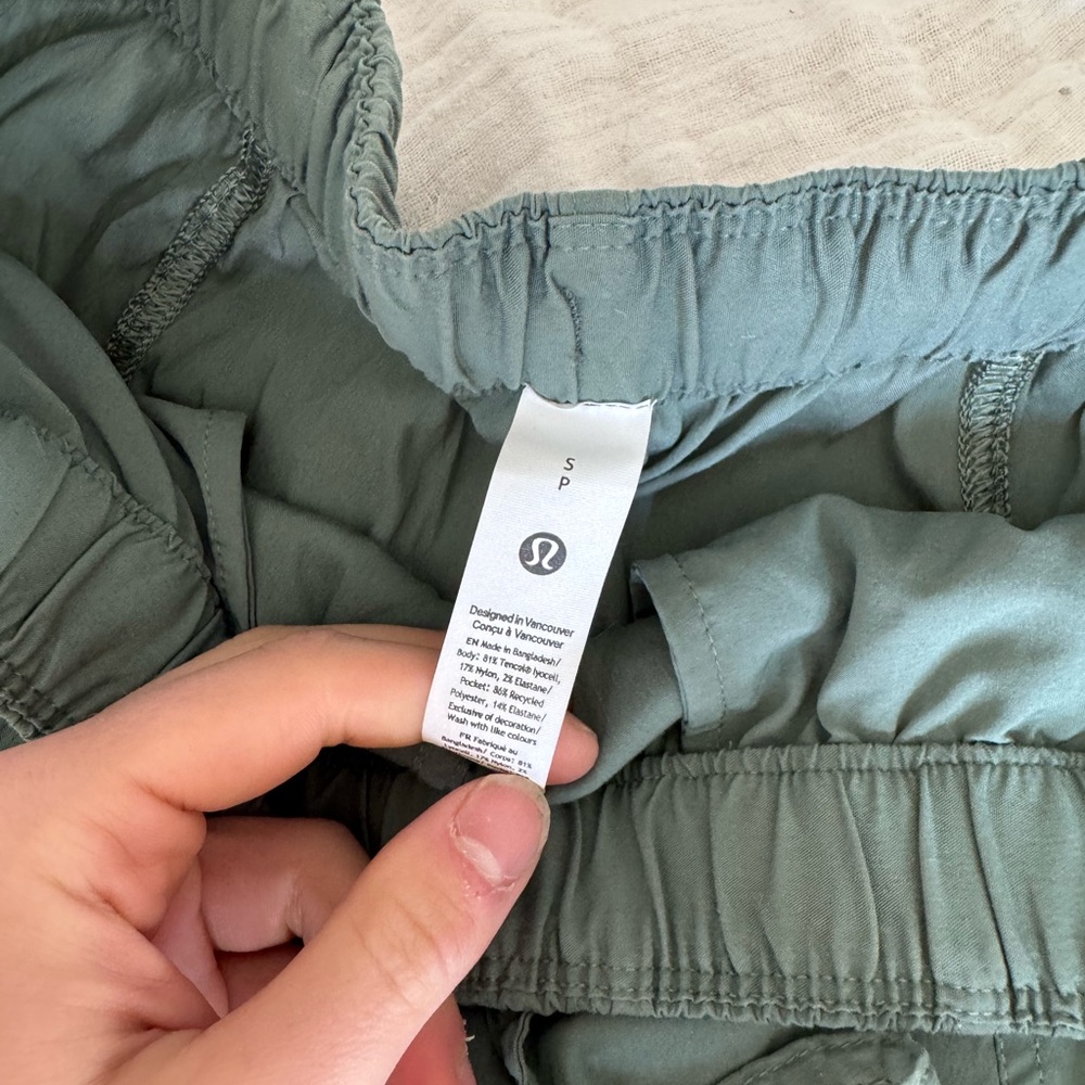 Lululemon Green Joggers
